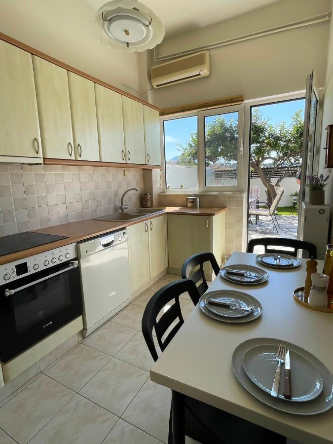 Sunny Beach House Corinth Exterior foto